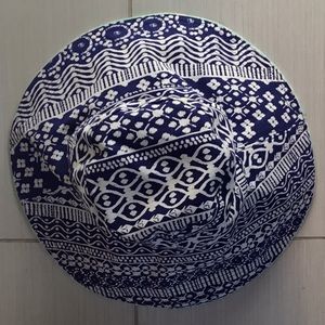 Women’s Vineyard Vine’s Sun Hat size Large